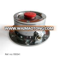 Truck trailer hub cap